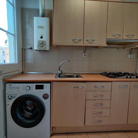 Cozy Apartment In Gracia バルセロナ エクステリア 写真